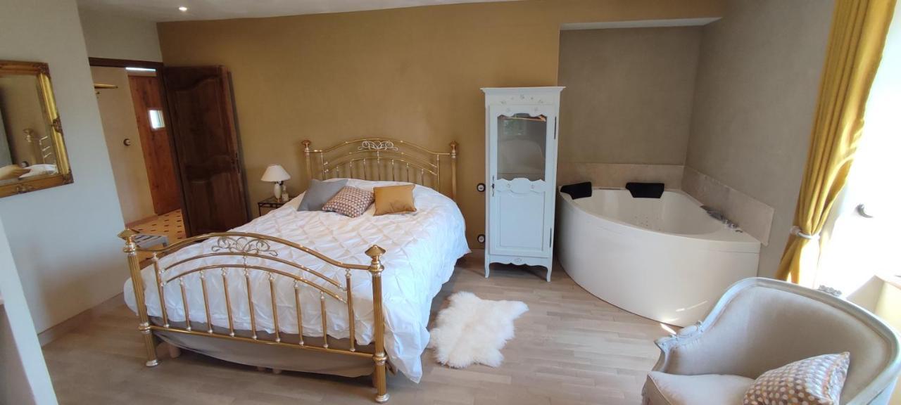 Bed and Breakfast Domaine De Combe Beluze Mison Exterior foto